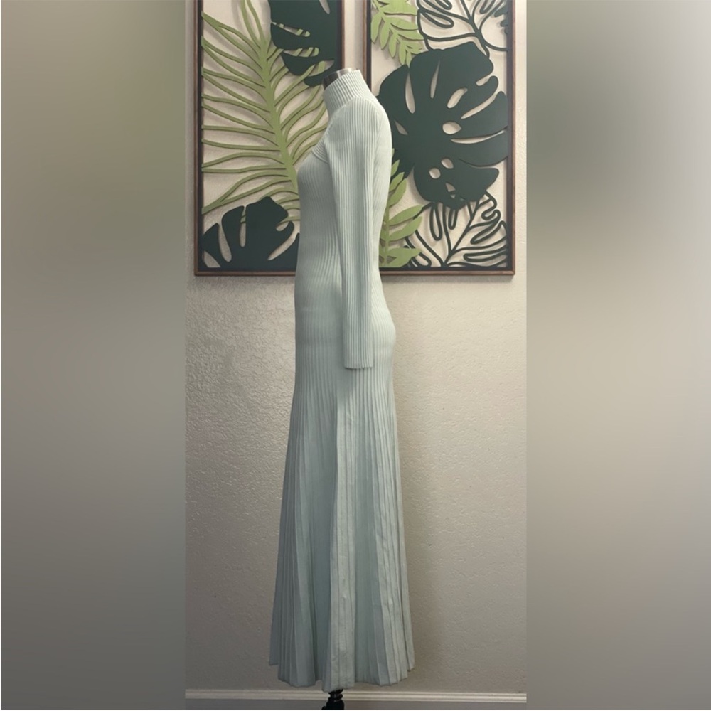 NWOT Light Mint knit midi dress Size Small - Picture 5 of 8